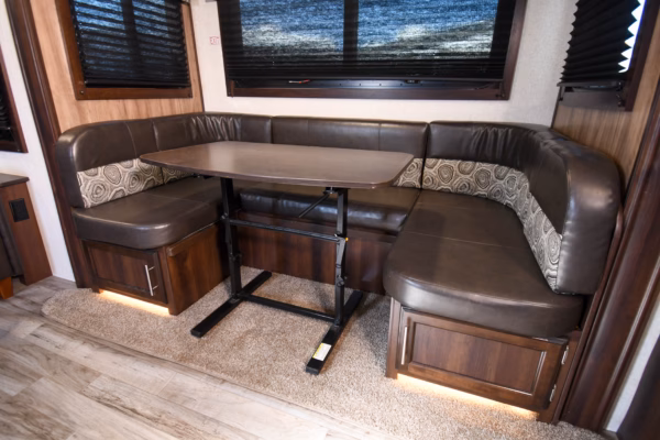 Spacious & Cozy Couples' w/ Dual Entry - $83/wk - Image 21