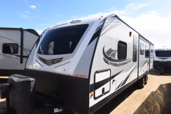 2019 White Hawk 31BH