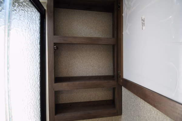 Stylish, Spacious Rear Cooking w/ Camp Kitchen - $96/wk - Image 23