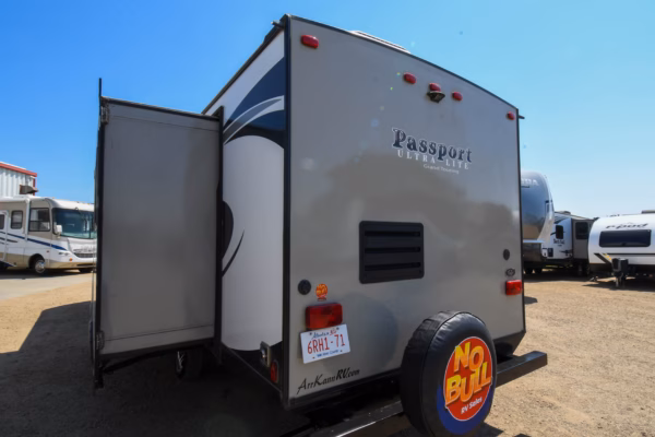 Stylish, Spacious Rear Cooking w/ Camp Kitchen - $96/wk - Image 6