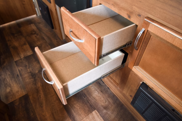Spacious No-Slide w/ Tons of Storage - $66/wk - Image 9