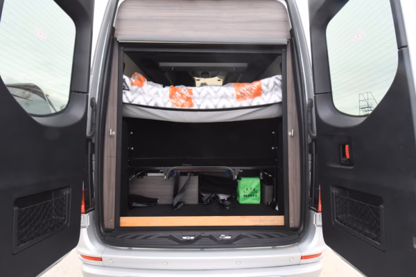Luxury Compact Airstream Class B - $536/wk - Image 5