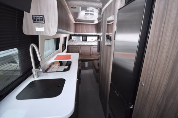 Luxury Compact Airstream Class B - $536/wk - Image 8