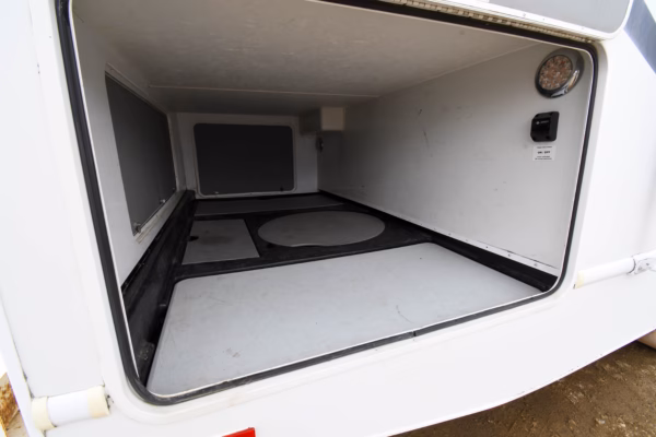 No-Slide Class C w/ Tons of Storage - $112/wk - Image 4