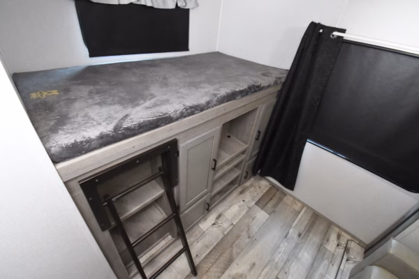 Luxury Bunkhouse w/ Camp Kitchen - Pending - Image 18