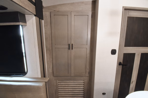 Luxury Bunkhouse w/ Camp Kitchen - Pending - Image 21