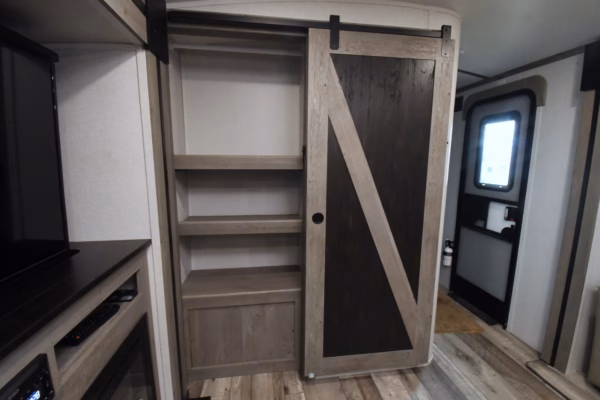Luxury Bunkhouse w/ Camp Kitchen - Pending - Image 22