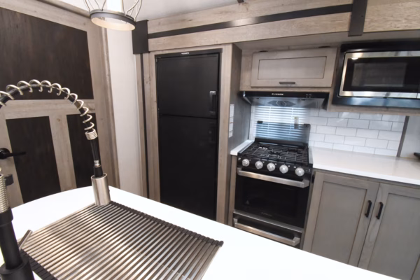 Luxury Bunkhouse w/ Camp Kitchen - Pending - Image 8