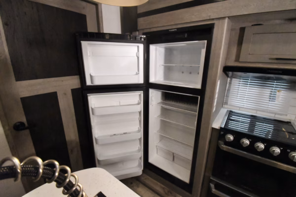 Luxury Bunkhouse w/ Camp Kitchen - Pending - Image 9