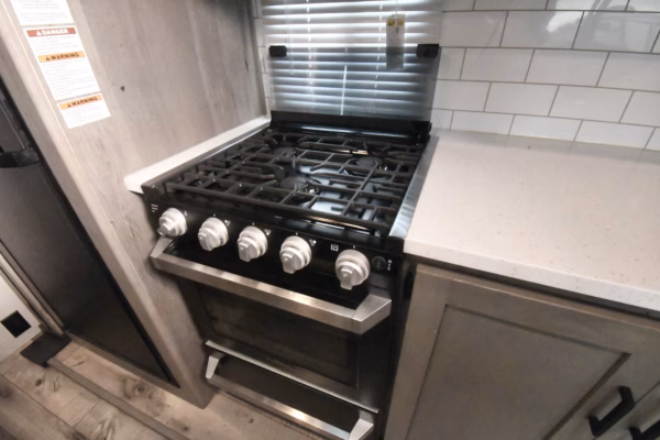Luxury Bunkhouse w/ Camp Kitchen - Pending - Image 10