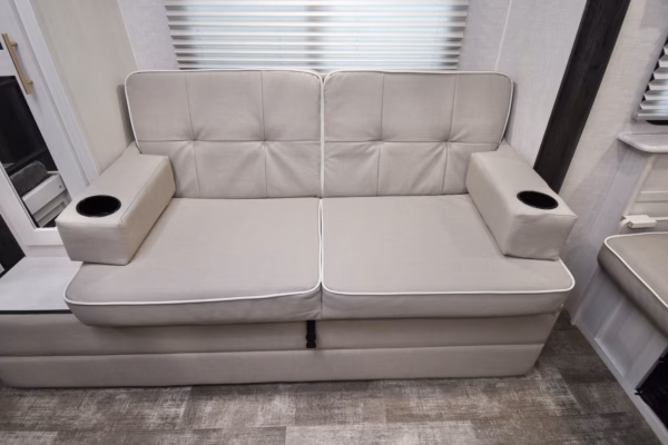 Slick & Spacious Short Trailer w/ Bunks - $82/wk - Image 20