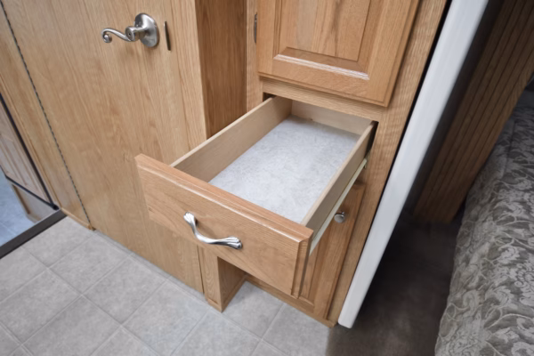 Spacious Canadian-Made Fifth to Make Your Own - $71/wk - Image 24