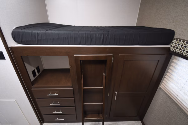 Bunkhouse Fifth w/ 1.5 Baths & Camp Kitchen - $133/wk - Image 18