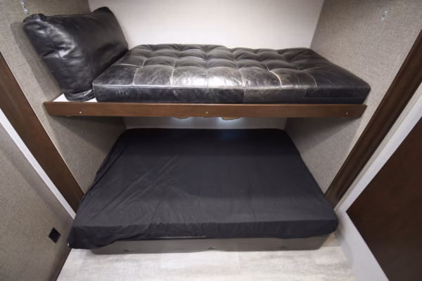 Bunkhouse Fifth w/ 1.5 Baths & Camp Kitchen - $133/wk - Image 20