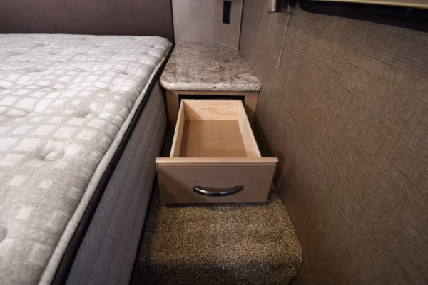 Spacious Class C w/ a Bunk & Lots of Storage - $205/wk - Image 19