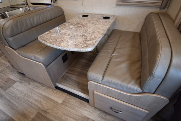 Spacious Class C w/ a Bunk & Lots of Storage - $205/wk - Image 7