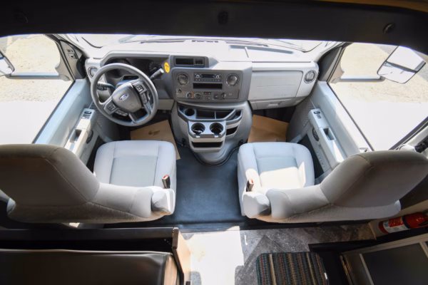 Lower Mileage & Short 1-Slide Class C - $184/wk - Image 23