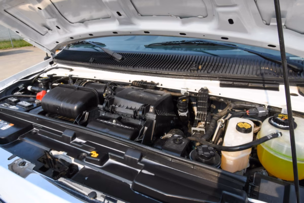 Lower Mileage & Short 1-Slide Class C - $184/wk - Image 5