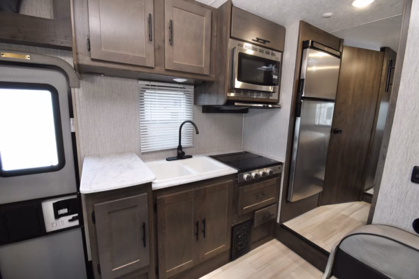 Low-Mileage Sleek Class C - $252/wk - Image 8