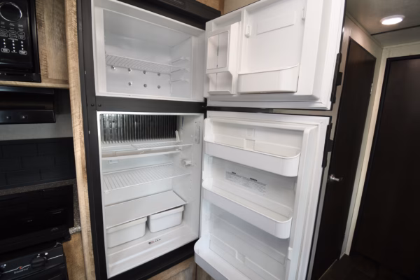 Bunkhouse Western-Styled Trailer w/ Camp Kitchen - $111/wk - Image 12