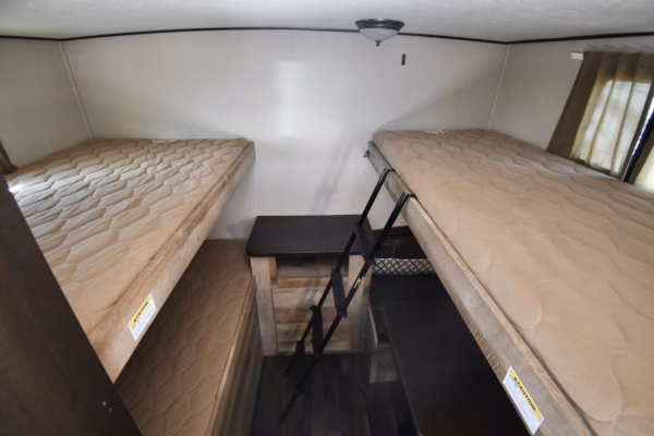 Bunkhouse Western-Styled Trailer w/ Camp Kitchen - $111/wk - Image 18
