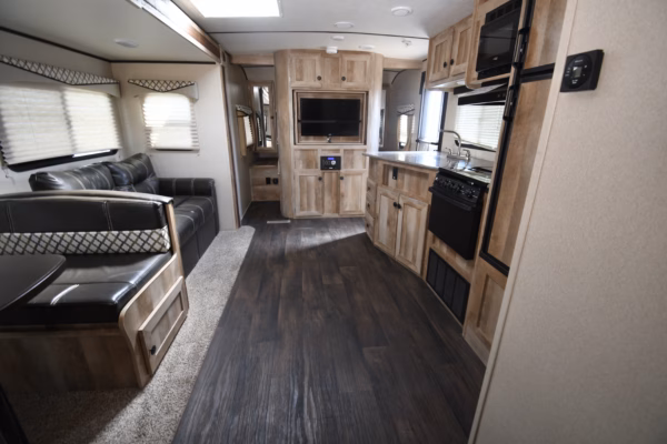Bunkhouse Western-Styled Trailer w/ Camp Kitchen - $111/wk - Image 21