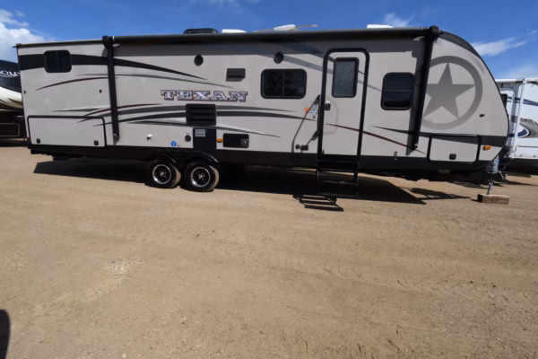 Bunkhouse Western-Styled Trailer w/ Camp Kitchen - $111/wk - Image 3