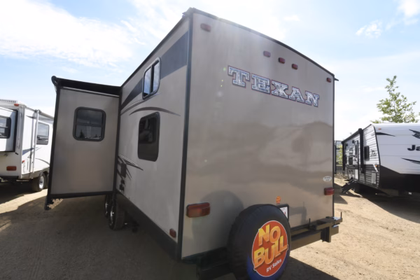 Bunkhouse Western-Styled Trailer w/ Camp Kitchen - $111/wk - Image 6