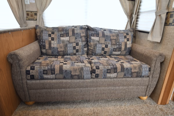 Bunkhouse Fifth w/ Pull-Out Rear Storage - $85/wk - Image 19