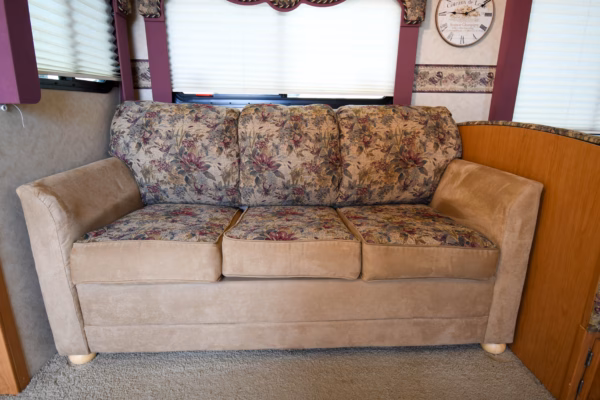 Spacious & Inviting, Nostalgic Fifth - $65/wk - Image 16