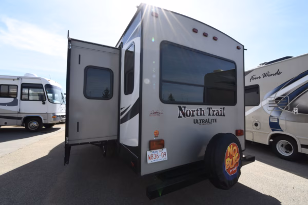 Homey 1-Slide Trailer w/ Lots of Storage - $94/wk - Image 4