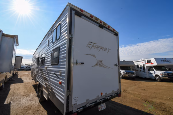 Pet-Friendly No-Slide Toy Hauler Trailer - $65/wk - Image 6