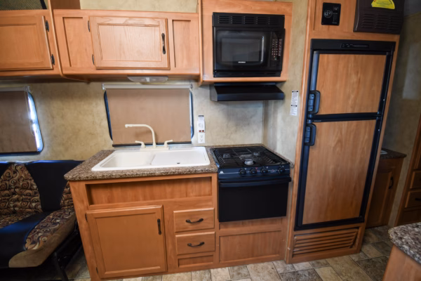 Pet-Friendly No-Slide Toy Hauler Trailer - $65/wk - Image 8