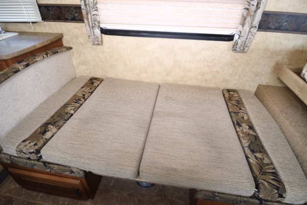Lightweight Trailer w/ Rear Manual Slide & EXT. Kitchen - $43/wk - Image 17