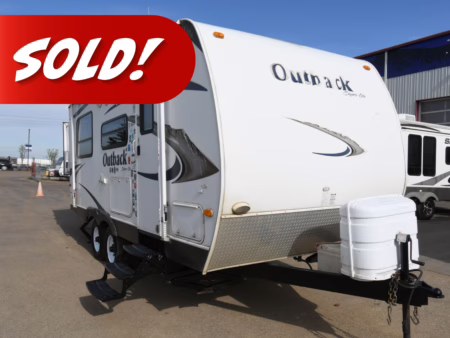 Lightweight Trailer w/ Rear Manual Slide & EXT. Kitchen - SOLD