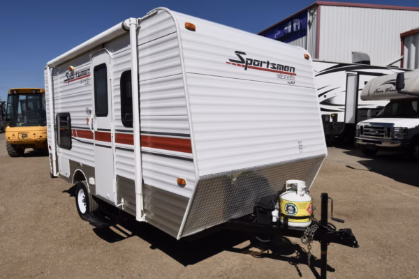 No-Slide Lightweight Family Trailer - $49/wk