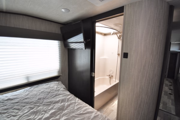 Luxury Toy Hauler w/ 2 Party Decks - $178/wk - Image 26
