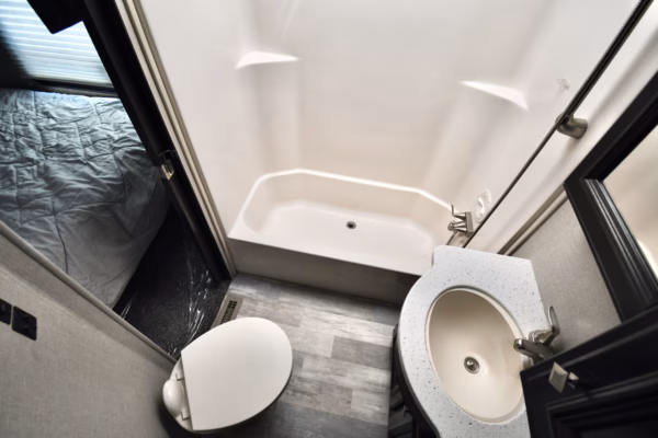 Luxury Toy Hauler w/ 2 Party Decks - $178/wk - Image 27