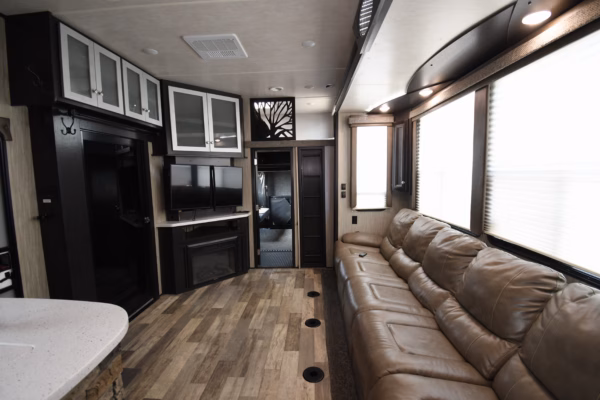 Luxury Toy Hauler w/ 2 Party Decks - $178/wk - Image 6
