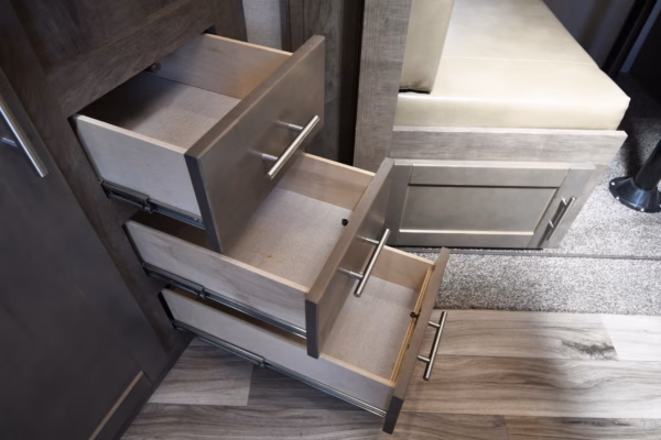 Luxury 1-Slide for Rugged Travelers - $96/wk - Image 12