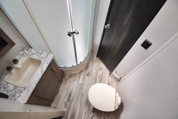 Luxury 1-Slide for Rugged Travelers - $96/wk - Image 19