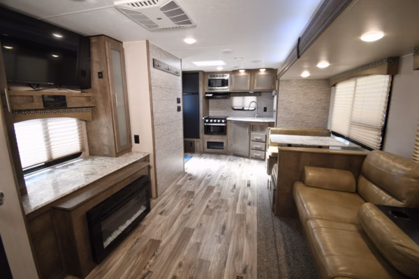 Luxury 1-Slide for Rugged Travelers - $96/wk - Image 23