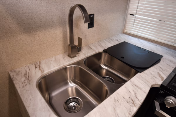 Pet-Friendly Compact & Spacious Trailer - $77/wk - Image 10