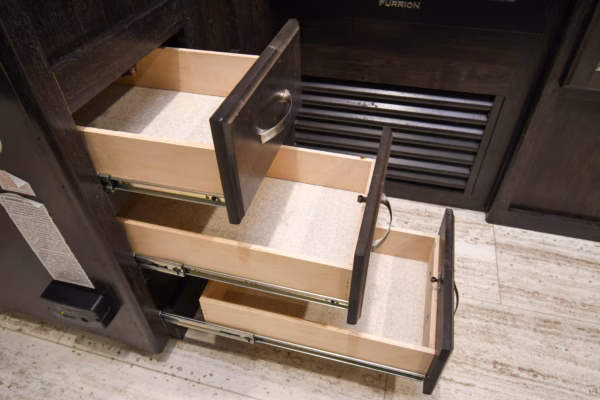 Pet-Friendly Compact & Spacious Trailer - $77/wk - Image 11