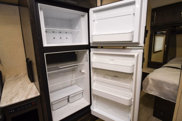 Pet-Friendly Compact & Spacious Trailer - $77/wk - Image 14
