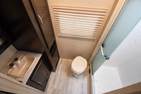 Pet-Friendly Compact & Spacious Trailer - $77/wk - Image 22