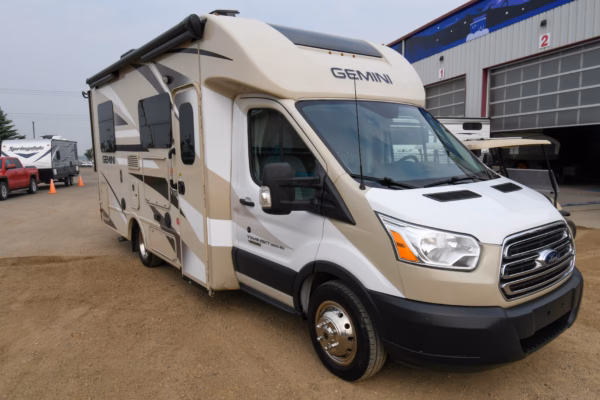 Short and Functional Class C - $188/wk