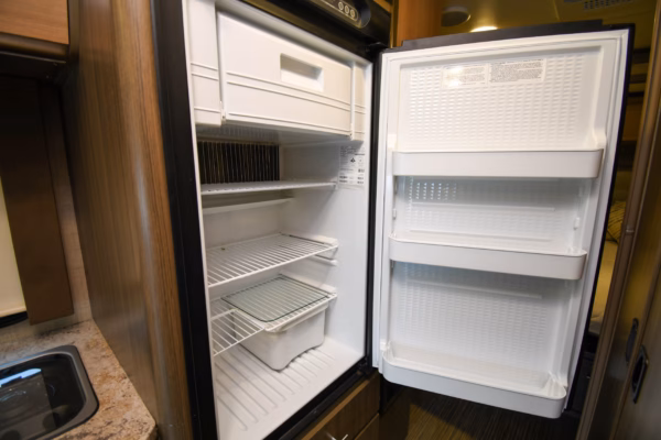 Short and Functional Class C - $188/wk - Image 12