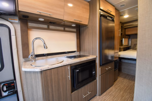 Short and Functional Class C - $188/wk - Image 8