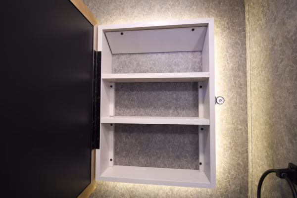 Spacious & Modern Bunkhouse Trailer - $135/wk - Image 25